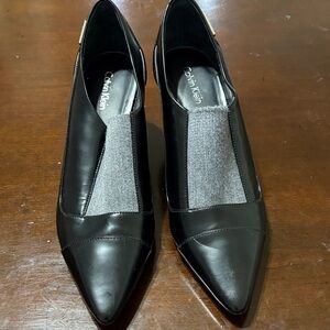 Calvin Klein Women's Black and Gray Flats